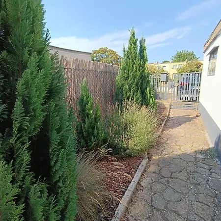 Vár-lak Appartamento *